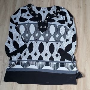 5/$15 Woman's large JM Collection dress shirt